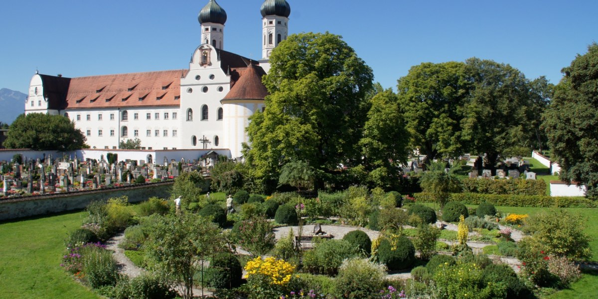 Meditationsgarten im Kloster Benediktbeuern, © Zentrum für Umwelt Meditationsgarten im Kloster Benediktbeuern, © Zentrum für Umwelt