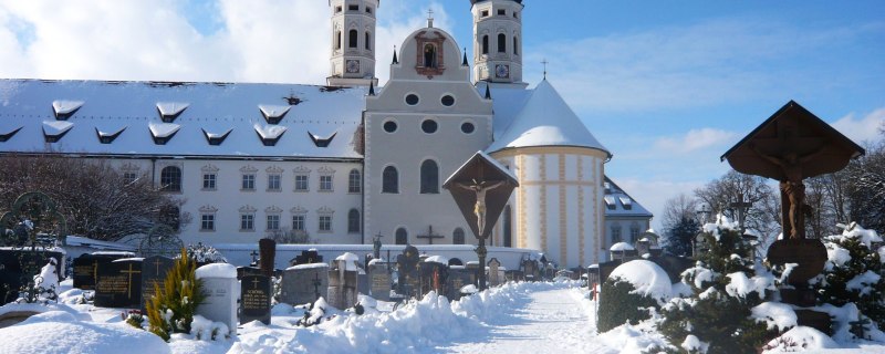 Basilika des Klosters Benediktbeuern, © Gästeinformation Benediktbeuern Basilika des Klosters Benediktbeuern, © Gästeinformation Benediktbeuern