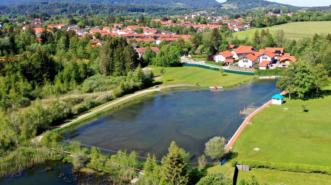 Naturfreibad Eichmühle in Bad Tölz, © Stadtwerke Bad Tölz GmbH Naturfreibad Eichmühle in Bad Tölz, © Stadtwerke Bad Tölz GmbH