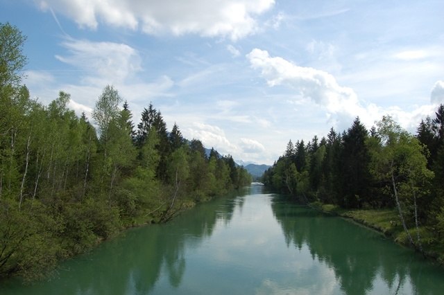 Die Loisach in der Nähe von Großweil, © Stadt Wolfratshausen Die Loisach in der Nähe von Großweil, © Stadt Wolfratshausen