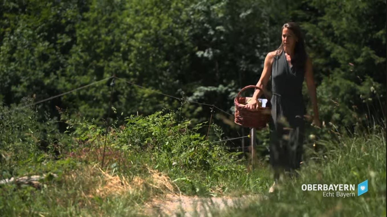 Echt stark - Kräuterpädagogin Alexandra Winzenhöller, © oberbayern.de Echt stark - Kräuterpädagogin Alexandra Winzenhöller, © oberbayern.de