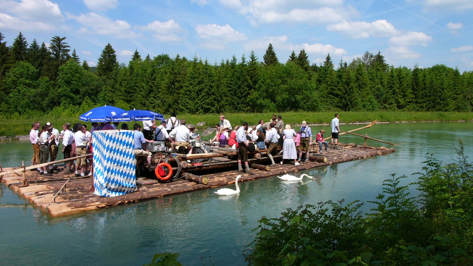 Flossfahren auf der Isar Flossfahren auf der Isar