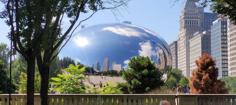Bild 1, © Dr. Kaija Voss, Chicago Millenium Park, Rückseite des Cloud Gate „The Bean“, eigen Bild 1, © Dr. Kaija Voss, Chicago Millenium Park, Rückseite des Cloud Gate „The Bean“, eigen