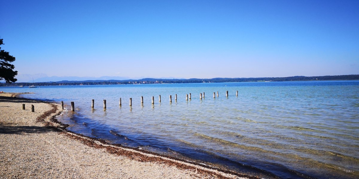 Urlaubsidyll: der Strand am Starnberger See - Ostufer, © Tölzer Land Tourismus Urlaubsidyll: der Strand am Starnberger See - Ostufer, © Tölzer Land Tourismus