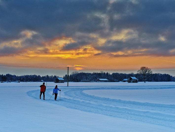 in der Loipe am Morgen, © Tölzer Land Tourismus in der Loipe am Morgen, © Tölzer Land Tourismus