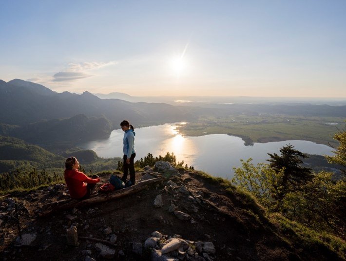 Ausblick von der Sonnenspitz auf dem Kochelsee, &copy; Tourist Information Kochel a. See