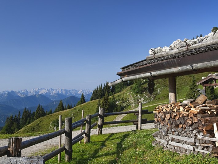 Hütte am Lenggrieser Brauneck, © Tourismus Lenggries / Foto: C. Bäck