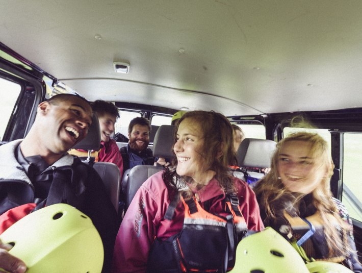 Gut ausger&uuml;stet unterwegs zur Schlauchboot-Tour mit Montevia, &copy; Montevia | W. Ehn