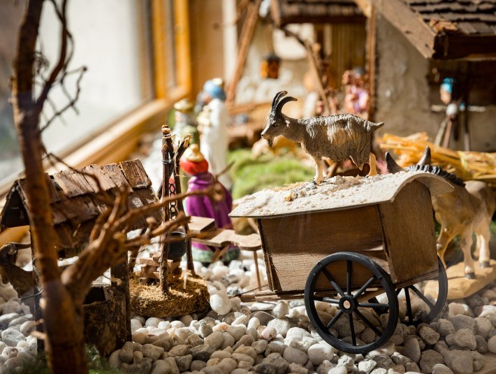 Liebevoll und detailreich hergerichtet sind die vielen Krippen entlang des Lenggrieser Krippenwegs, © Tourist Information Lenggries | Adrian Greiter