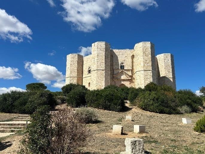 Bild 1, &copy; W. Menner, Castel del Monte