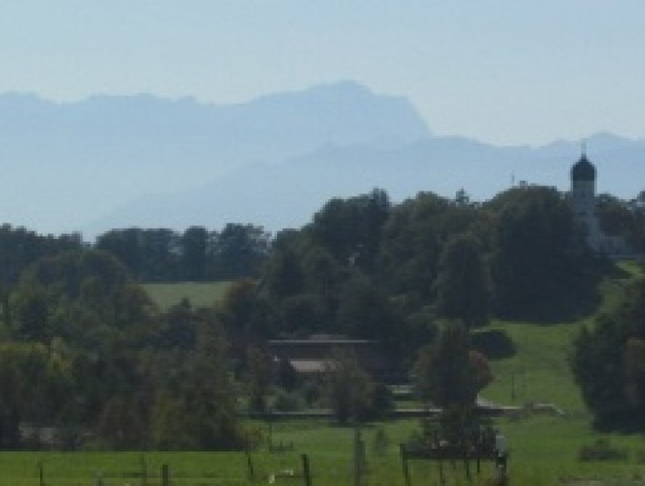M&uuml;nsing mit Zugspitzblick, &copy; T&ouml;lzer Land Tourismus