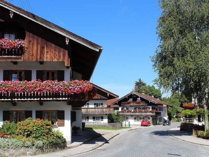 Dorfplatz Benediktbeuern, © Tourist Information Benediktbeuern
