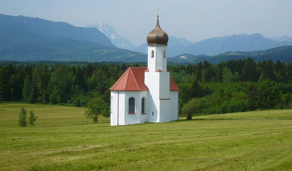 St. Johannisrain, &copy; G&auml;steinformation Benediktbeuern