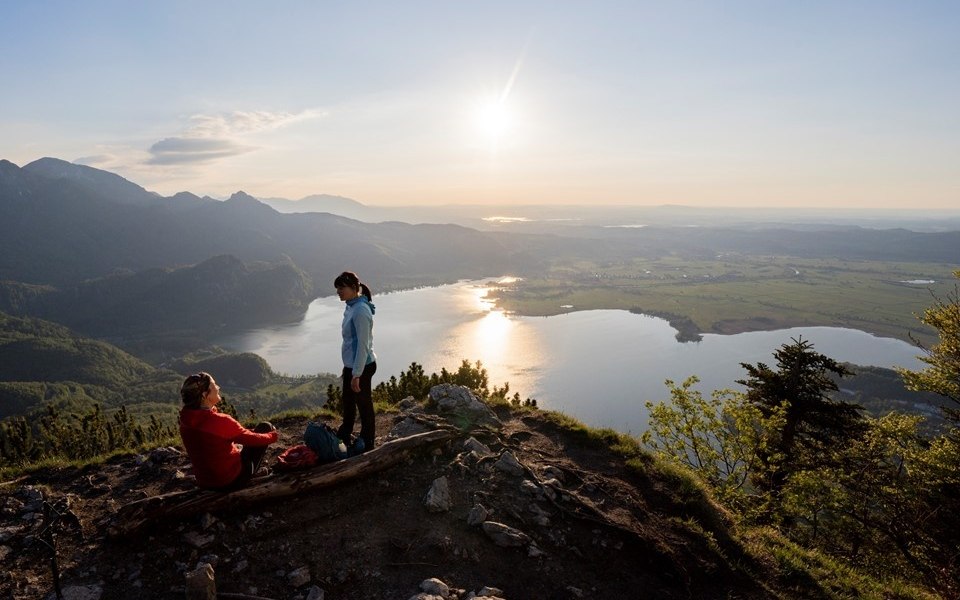 Ausblick von der Sonnenspitz auf dem Kochelsee, &copy; Tourist Information Kochel a. See