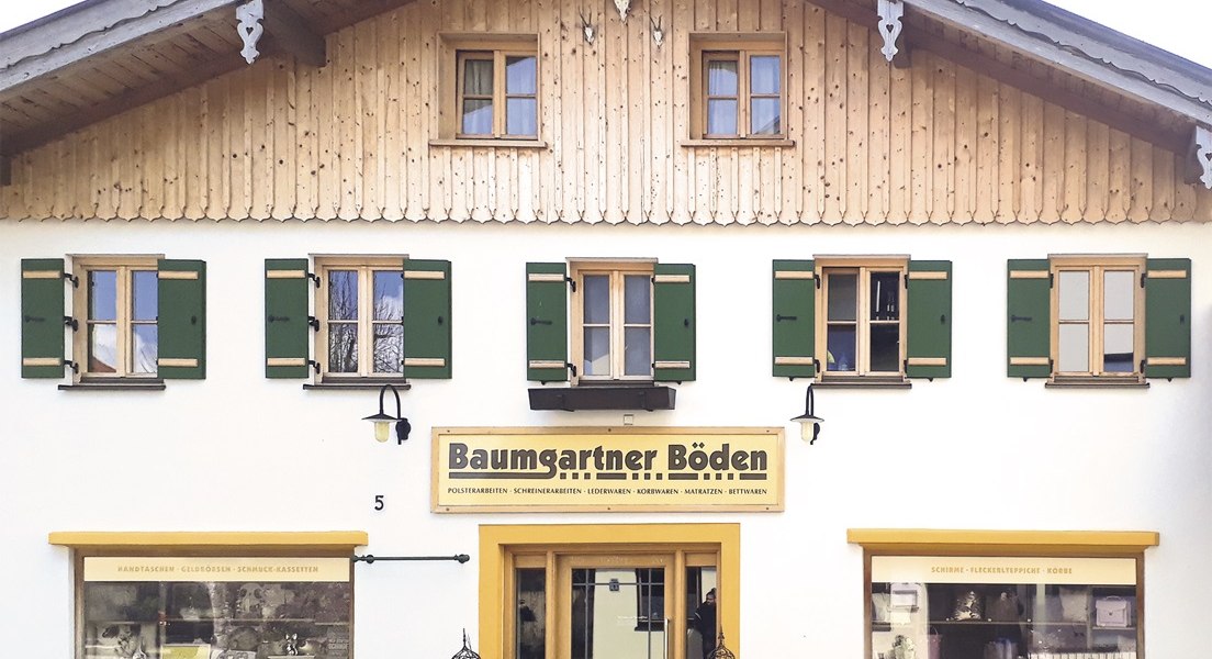 Au&szlig;enansicht Laden Baumgartner B&ouml;den, &copy; Anja Baumgartner