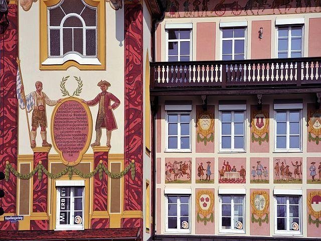 Die historische Marktstraße, © Tourist-Information Bad Tölz - App