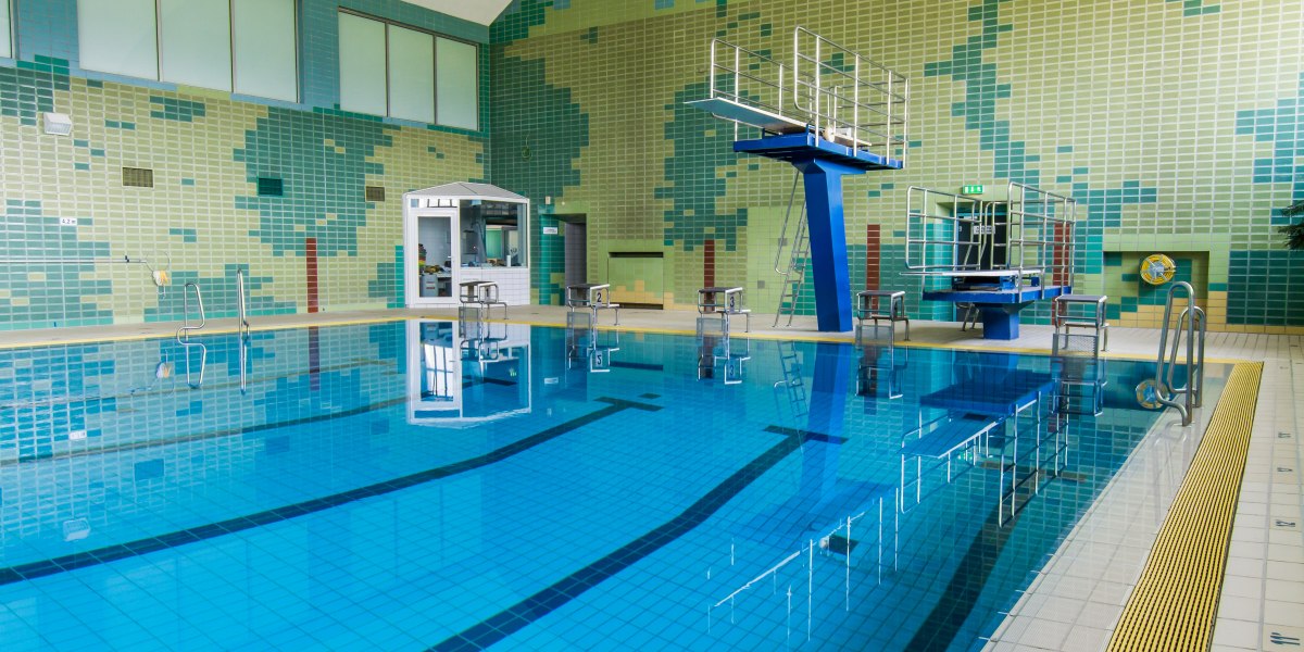 Schwimmbad, &copy; Hermann Littich