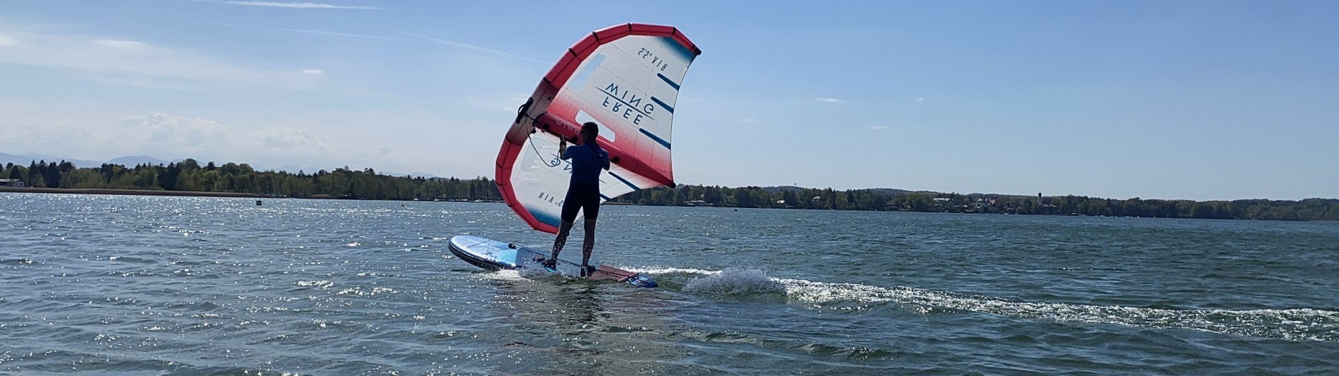 Wingfoilen am Starnberger See, &copy; WALLUSCH