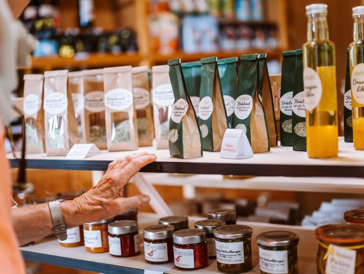 Regionale Produkte aus dem Hofladen, © Tölzer Land Tourismus|leonie Lorenz