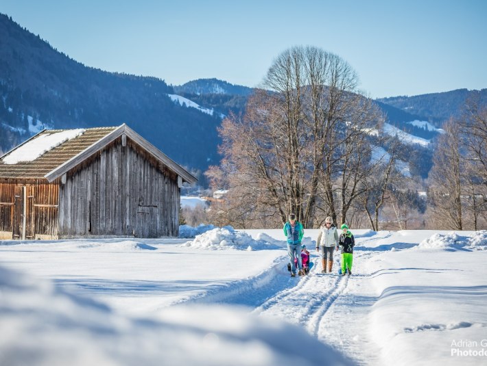 Winterwanderung am Höhenweg in Richtung Arzbach, © Tourismus Lenggries