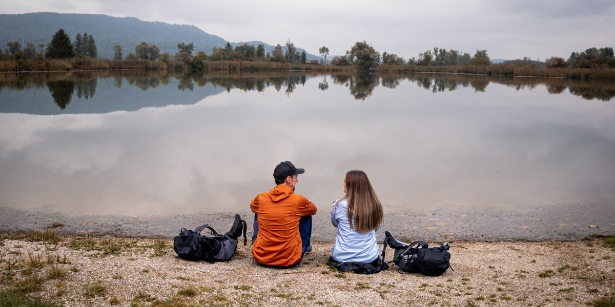 Ein wunderbarer Rastplatz auf dem Wege zischen Benediktbeuern und Schlehdorf ist der Eichsee , &copy; T&ouml;lzer Land  Tourismus|Christian Geigl