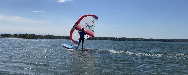 Wingfoilen am Starnberger See, &copy; WALLUSCH