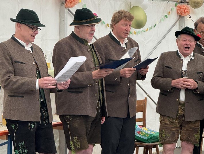 130 Jahre Liederkranz Benediktbeuern-Bichl e.V. &ndash; Der Benediktenwandchor l&auml;dt am 17. Oktober 2026 zum Jubil&auml;umskonzert &bdquo;Klang der Berge&ldquo; in den Festsaal des Gasthofs Post ein., &copy; M&auml;nnergesangverein Liederkranz Benediktbeuern-Bichl e.V.